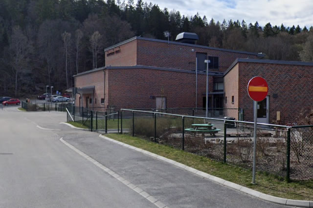 skola2-2